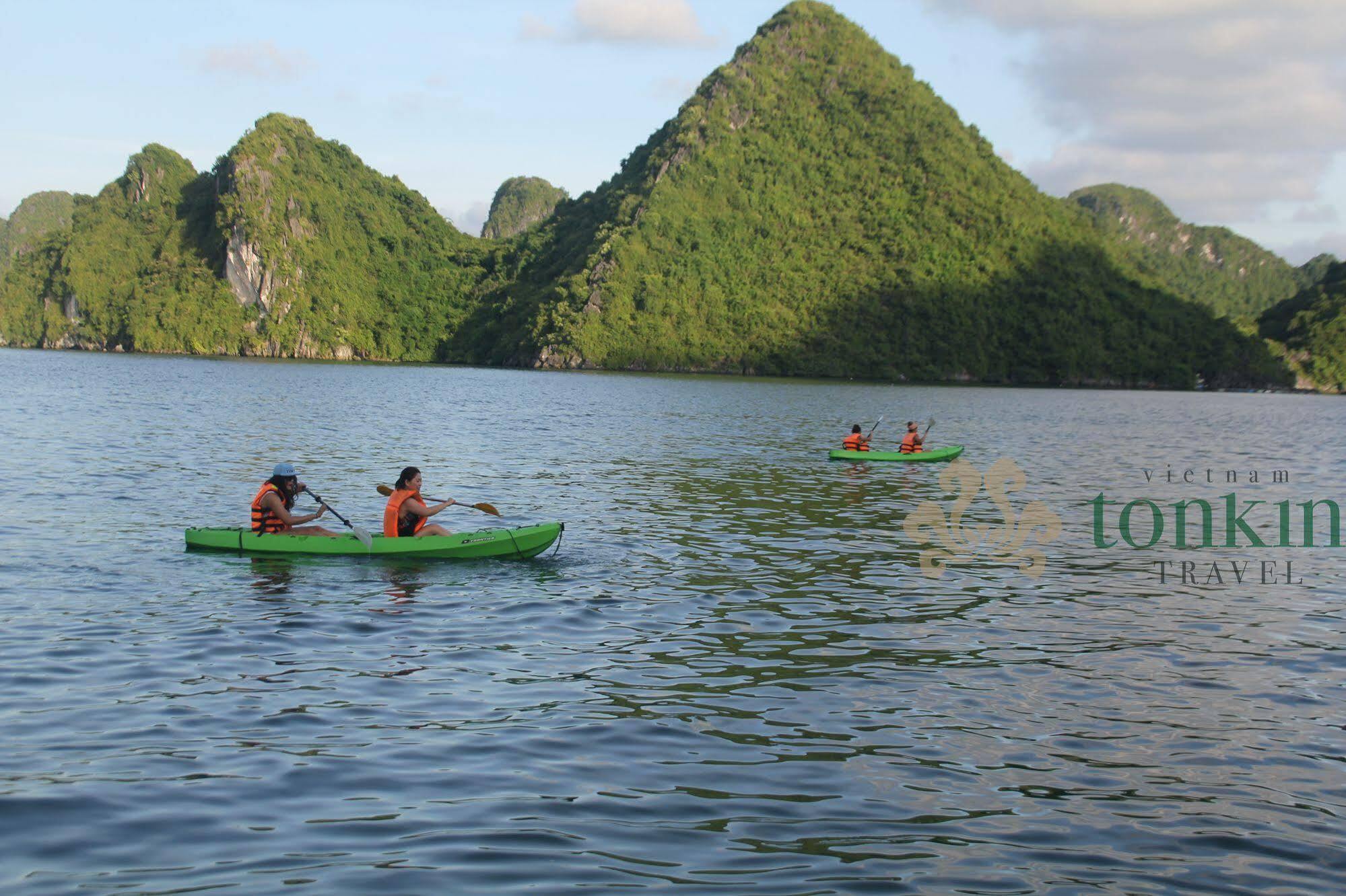 Legacy Cruise Hotel Ha Long Exterior photo